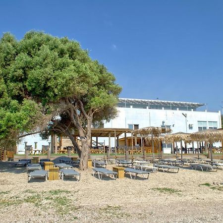 Epipleon Luxury Suites -106- Δωμάτιο 40Τμ Με Βεράντα 45Τμ Μπροστά Στην Θάλασσα Навпакт Екстер'єр фото